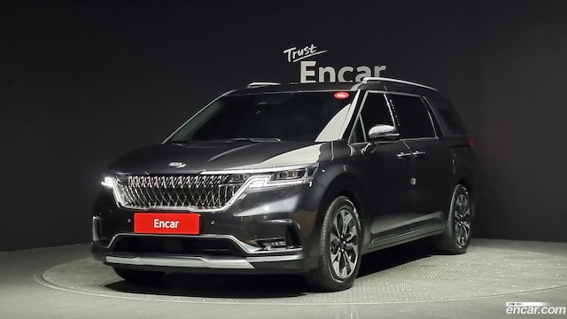 Kia Carnival Бензин 7-Seater Noblesse 2021 года из Кореи