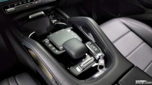 Mercedes-Benz GLE-Class GLE300d 4MATIC 2020 года из Южной Кореи