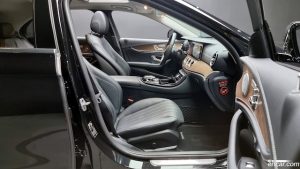 Mercedes-Benz E-Class E300 4MATIC Exclusive 2019 года из Южной Кореи