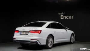 Audi A6 45 TFSI 4WD Premium 2021 года из Южной Кореи