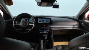 Hyundai AVANTE 1.6 2021 года из Южной Кореи