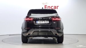 Land Rover Range Rover Evoque P250 R-Dynamic SE 2021 года из Южной Кореи