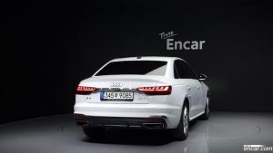 Audi A4 40 TFSI Premium 2021 года из Южной Кореи