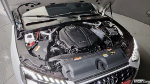 Audi A4 40 TFSI Premium 2021 года из Южной Кореи
