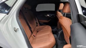 Audi A4 40 TFSI Premium 2021 года из Южной Кореи