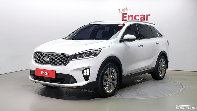 Kia Sorento Дизель 2.0 2WD 2019 года из Кореи