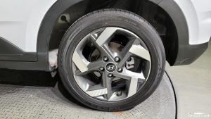 Hyundai Venue 1.6 Flux 2020 года из Южной Кореи