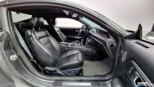 Ford Mustang Coupe 2020 года из Южной Кореи