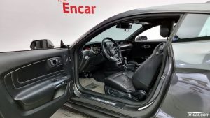 Ford Mustang Coupe 2020 года из Южной Кореи