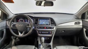 Hyundai Sonata 2.0 Style 2019 года из Южной Кореи
