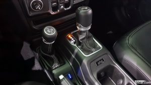 Jeep Wrangler 2.0 Overland Unlimited Top 4Door 80th Anniversary Edition 2021 года из Южной Кореи