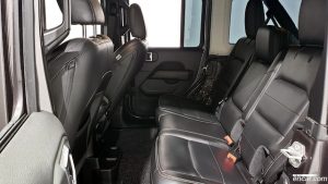 Jeep Wrangler 2.0 Overland Unlimited Top 4Door 80th Anniversary Edition 2021 года из Южной Кореи