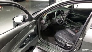 Hyundai AVANTE 1.6 2021 года из Южной Кореи