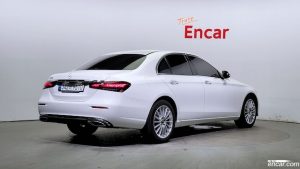 Mercedes-Benz E-Class E250 Exclusive 2021 года из Южной Кореи