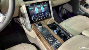 Land Rover Range Rover 4.4 SDV8 Vogue SE Дизель 2019 года из Южной Кореи