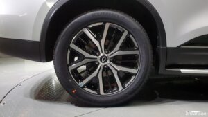 Renault-Korea(Samsung) QM6 2.0 GDe RE Signature 2WD 2022 года из Южной Кореи