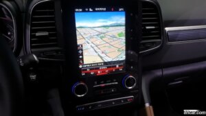 Renault-Korea(Samsung) QM6 2.0 GDe RE Signature 2WD 2022 года из Южной Кореи