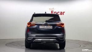Kia Seltos Дизель 1.6 2WD 2020 года из Южной Кореи