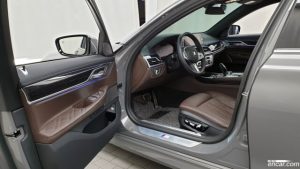 BMW 7-Series 740Li xDrive M Sport 2021 года из Южной Кореи