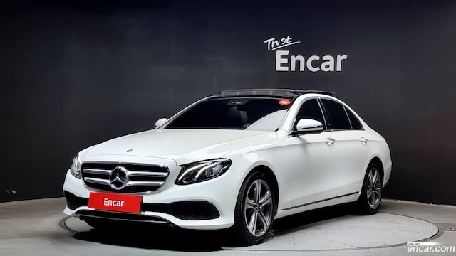 Mercedes-Benz E-Class E300 Avantgarde 2019 года из Кореи