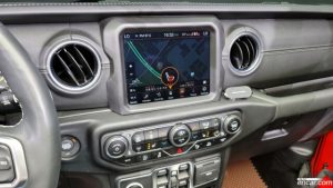 Jeep Wrangler 2.0 Overland Unlimited Top 4Door 2021 года из Южной Кореи