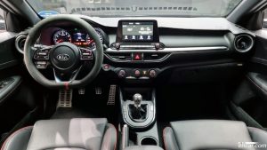 Kia K3 GT 2020 года из Южной Кореи