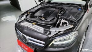 Mercedes-Benz C-Class C200 Avantgarde 2020 года из Южной Кореи