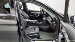 Mercedes-Benz C-Class C200 Avantgarde 2020 года из Южной Кореи