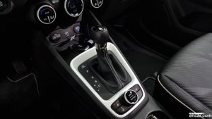 Hyundai Venue 1.6 Flux 2020 года из Южной Кореи