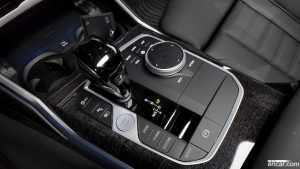 BMW 3-Series 320e Luxury 2022 года из Южной Кореи