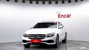 Mercedes-Benz E-Class E220d Avantgarde 2020 года из Южной Кореи