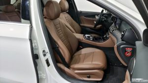 Mercedes-Benz E-Class E220d Avantgarde 2020 года из Южной Кореи