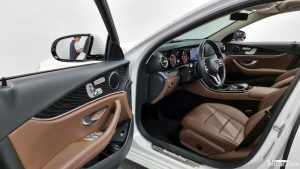 Mercedes-Benz E-Class E220d Avantgarde 2020 года из Южной Кореи