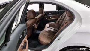 Mercedes-Benz E-Class E220d Avantgarde 2020 года из Южной Кореи