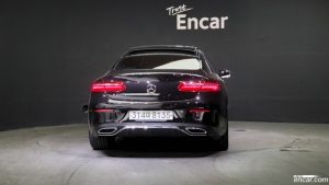 Mercedes-Benz E-Class E220d Coupe 2020 года из Южной Кореи