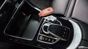 Mercedes-Benz C-Class C200 2020 года из Южной Кореи