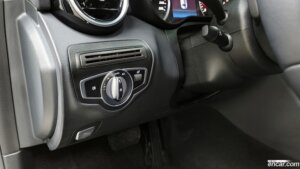 Mercedes-Benz C-Class C200 2020 года из Южной Кореи