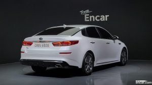 Kia K5 2.0 2020 года из Южной Кореи