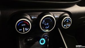 Hyundai Venue 1.6 Flux 2021 года из Южной Кореи