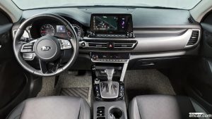 Kia Seltos Бензин 1.6 Turbo 2WD 2022 года из Южной Кореи