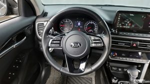 Kia Seltos Бензин 1.6 Turbo 2WD 2022 года из Южной Кореи