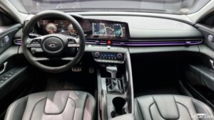 Hyundai AVANTE 1.6 2021 года из Южной Кореи