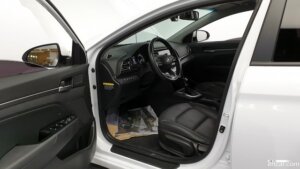 Hyundai AVANTE 1.6 2020 года из Южной Кореи
