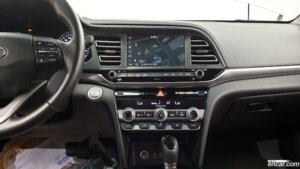 Hyundai AVANTE 1.6 2020 года из Южной Кореи