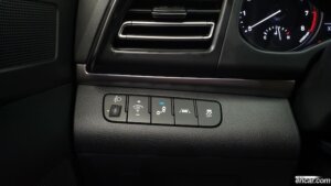 Hyundai AVANTE 1.6 2020 года из Южной Кореи