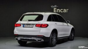 Mercedes-Benz GLC-Class GLC300 4MATIC 2020 года из Южной Кореи