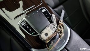 Mercedes-Benz GLC-Class GLC300 4MATIC 2020 года из Южной Кореи