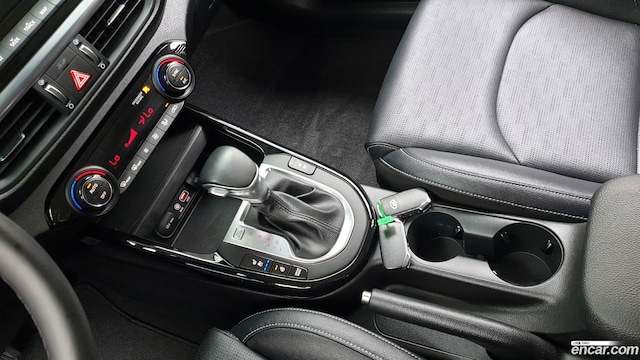 33177348_009.jpg Kia K3 Signature 2021 года из Южной Кореи