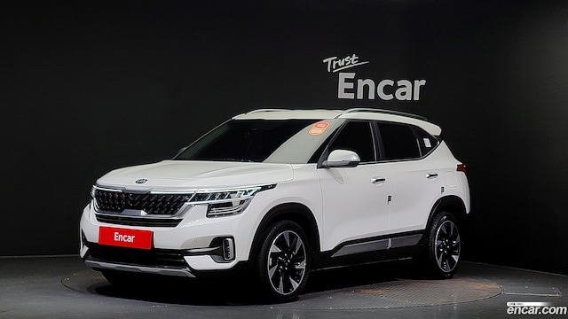Kia Seltos Дизель 1.6 4WD 2021 года из Кореи