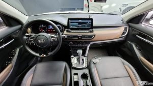 Kia Seltos Дизель 1.6 4WD 2021 года из Южной Кореи